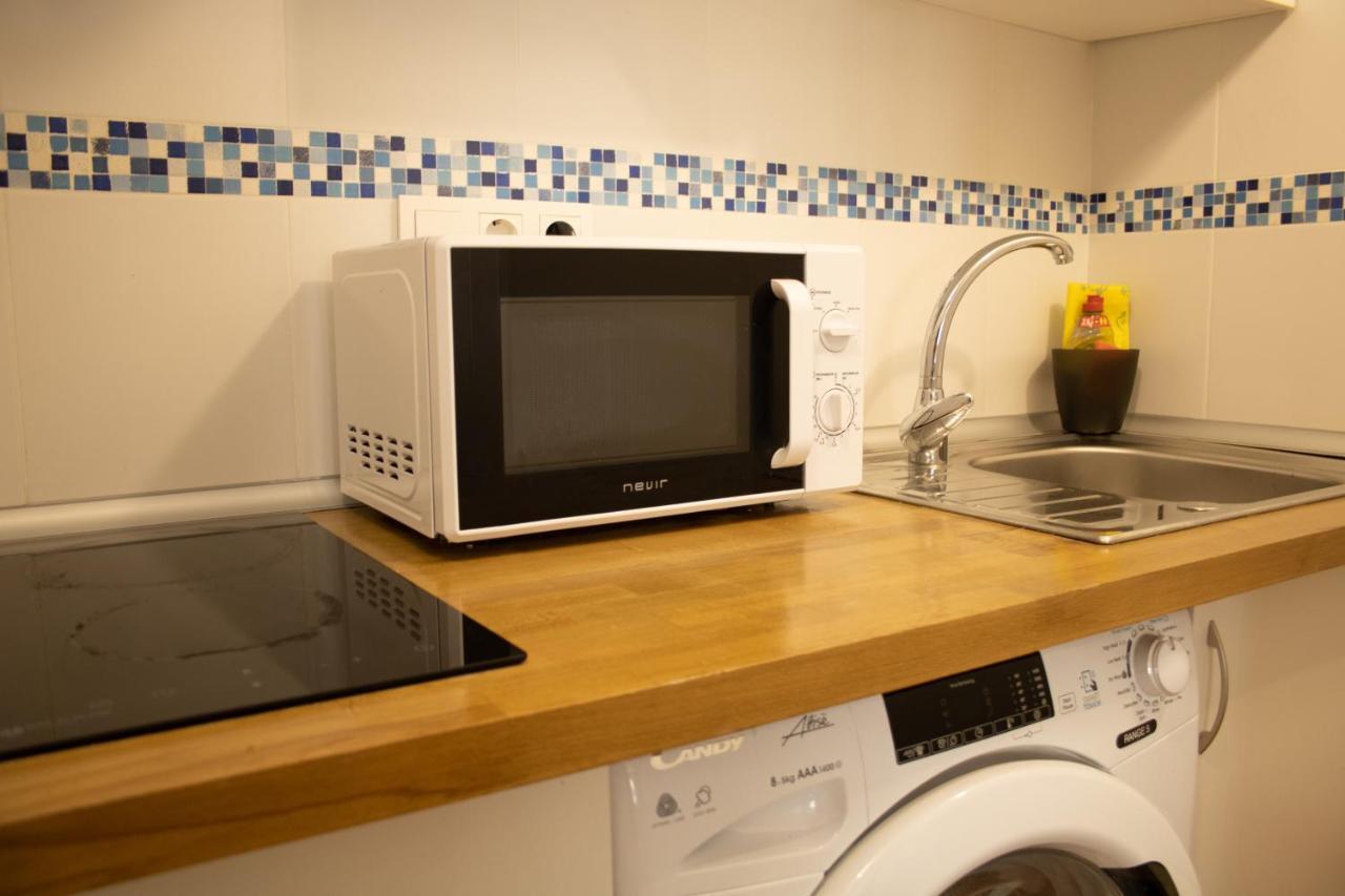 Malaguena Salerosa "Apartamento - Estudio Con Terraza" En Casa Tipica De 1 A 4 Dormitorios Malaga Luaran gambar