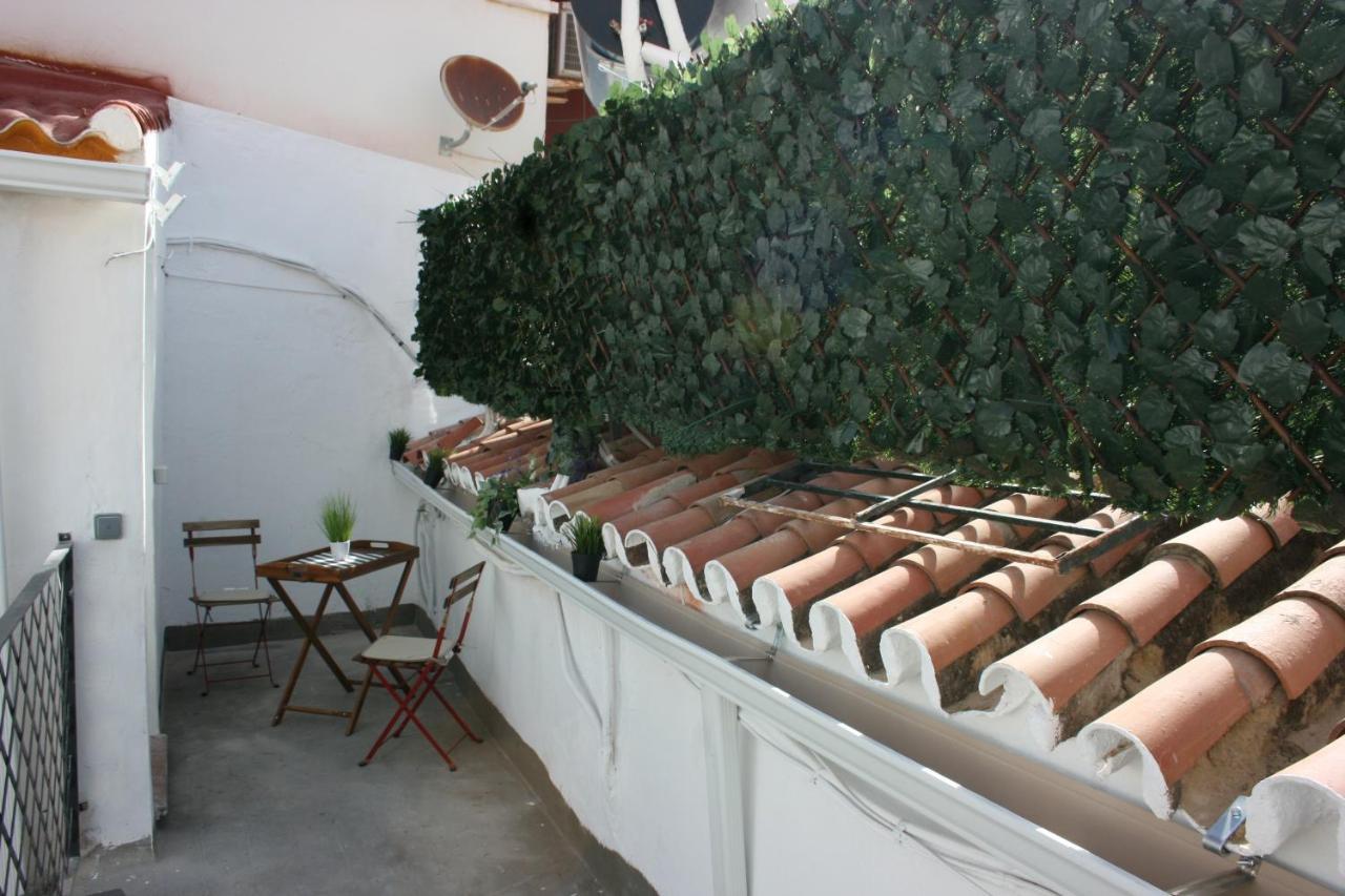 Malaguena Salerosa "Apartamento - Estudio Con Terraza" En Casa Tipica De 1 A 4 Dormitorios Malaga Luaran gambar